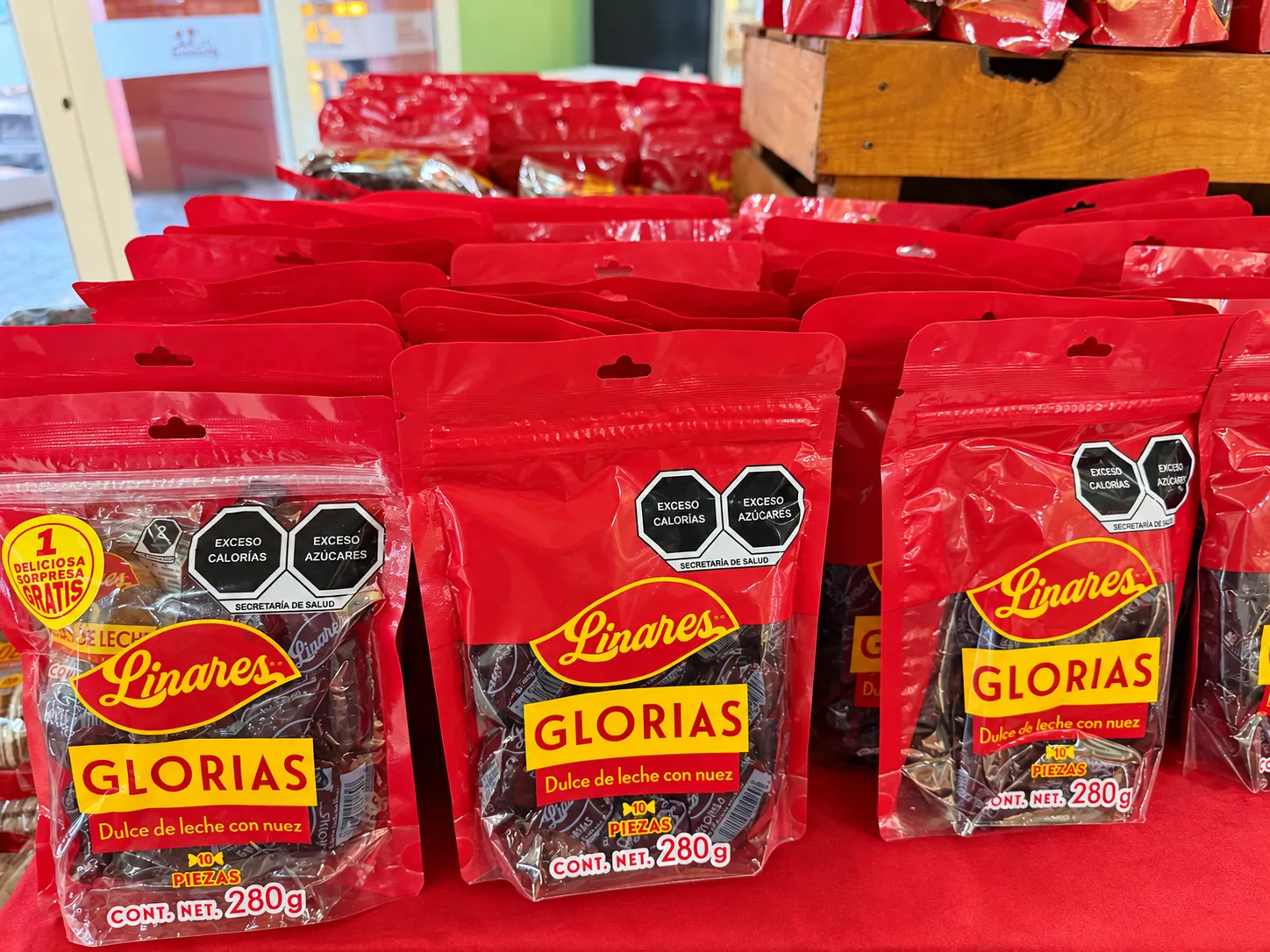 Glorias de Linares en la tienda del parador