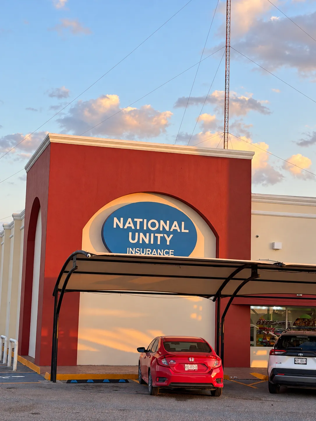 Oficina de National Unity Insurance en el parador